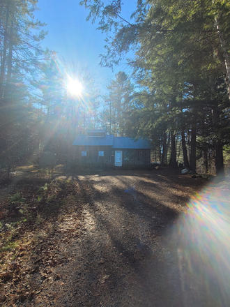 Front Door - Private 1 BR Apartment on Scenic Land