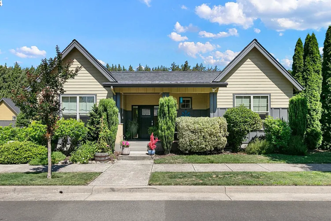 outside of house (more photos on zillow) - House near Autzen Stadium, close to campus