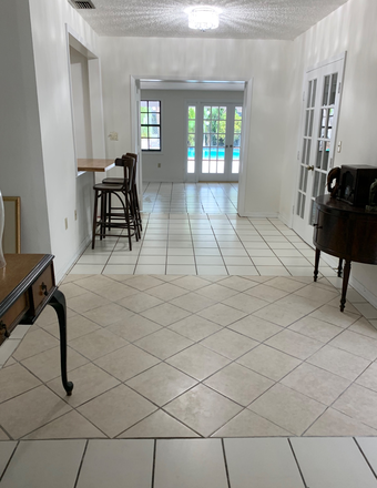 Entry - Beautiful Spacious 4 Bbr House with Pool and Large Cabanafor Rent