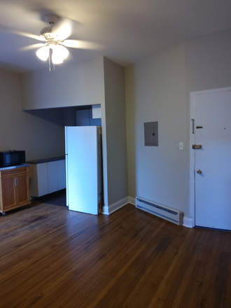 Living area with Kitchen - 1-bedroom apartment close to Homewood campus