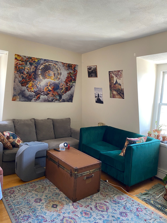 Living room - Furnished room available in a nice 4BR/2BA apartment