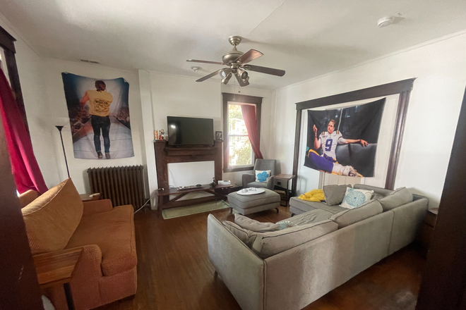 Living Room - Two bedrooms in house on Lyon Street for undergrad women. Very Close to Southwest edge of campus