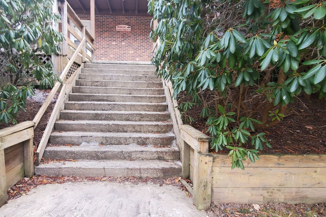 Photo - Moriah Apartments