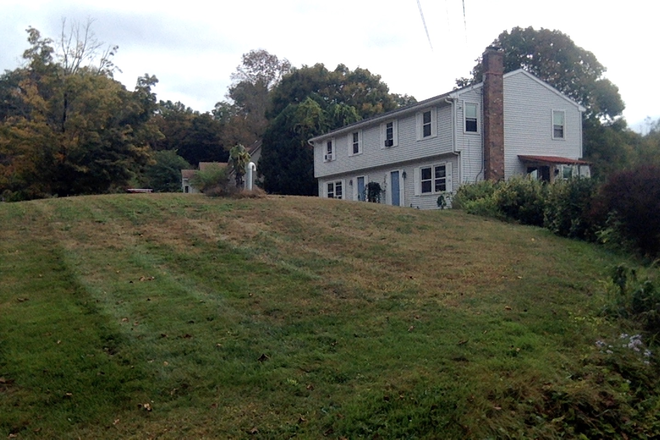 Front yard - Buffam Falls duplex Rental