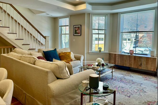 1 - Townhome for rent June 1 4 bed 3 bath new construction great location Grad students welcome!