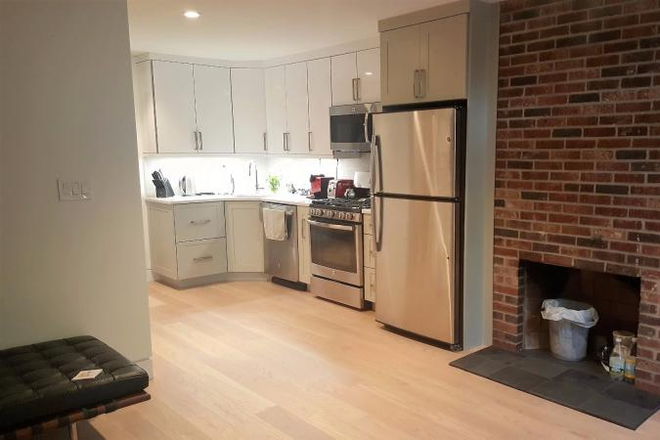 . - Garden Level 1 Bed with patio. W/D in Unit