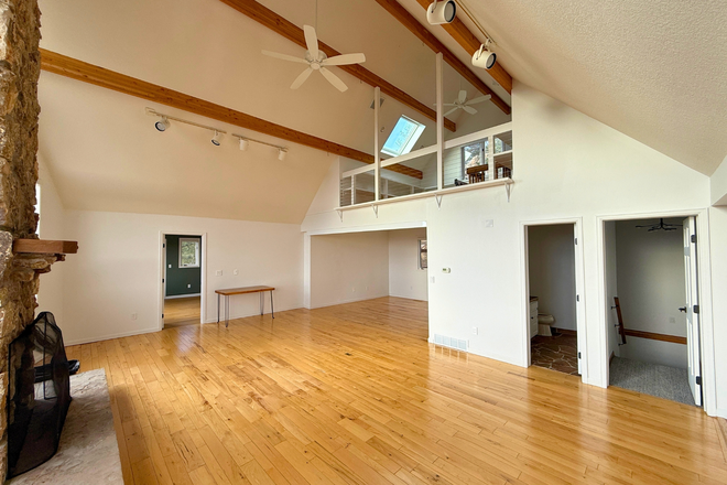 3 - AVAILABLE NOW!: 164 Canon View Rd House