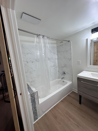 Photo - Furnished Studio Close To Campus