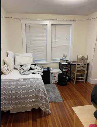 Bedroom - 213 Chestnut Hill Ave #1 Apartments