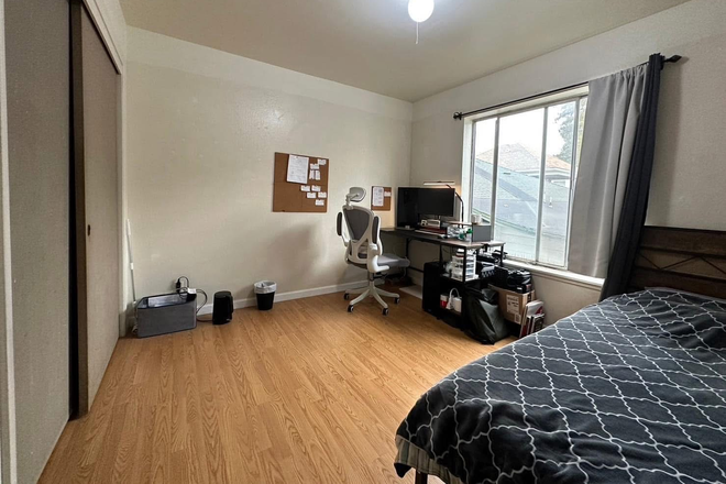 Bedroom for rent - Leasing 1single bedroom in Henry 2B1B apt