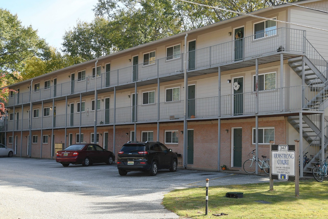 Photo - Armstrong Court Apartments