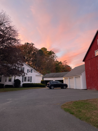 Outside of House - Farm House Close to Campus