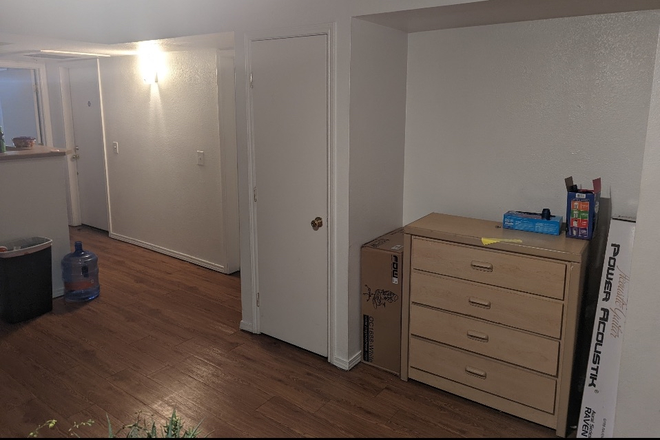 Walkway - Riverwalk Luxury Apartments