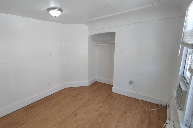 Bedroom - Nice Private Guy Room in Avenues - Top Floor Apartments