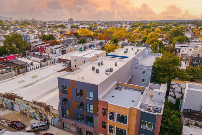 Gratz st - The Pickle Factory - Luxury 2 & 3 Beds Apartments