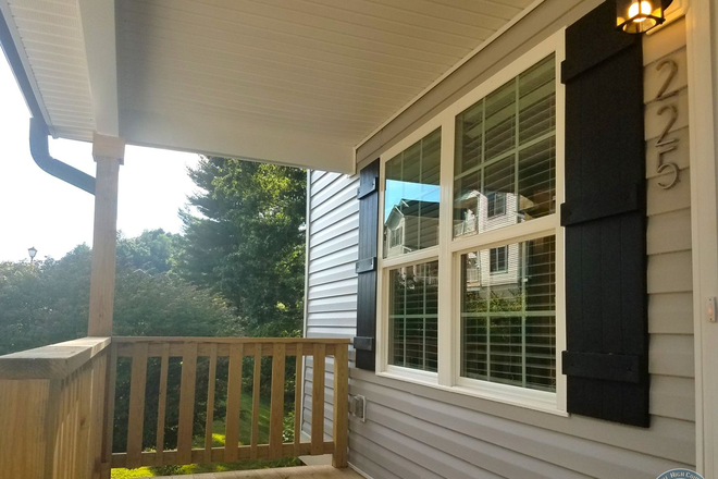 Photo - 3/2.5 Modern Home off 421 in Boone, R-2 Zoned