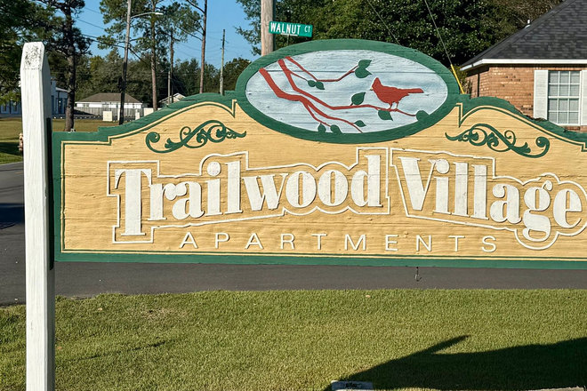Photo - Trailwood Village Apartments