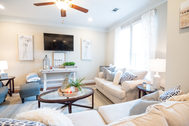 Living Room - The Boulevard Auburn - NOW LEASING FALL 2026 Apartments