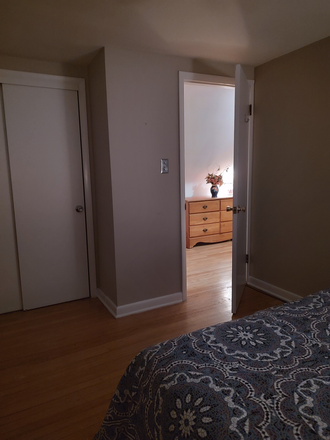 Large Closet - Furnished room-Sequola Rd-Hamilton House