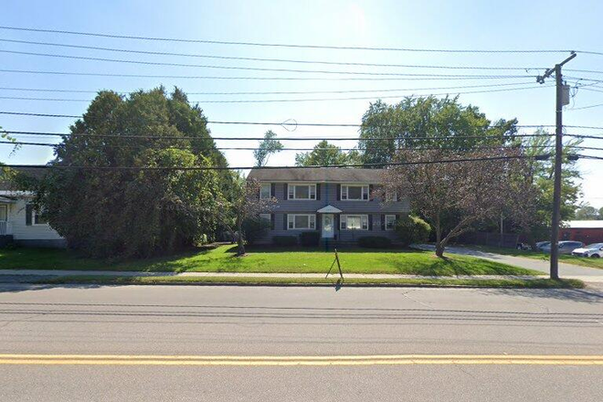 Street view - 2 bed/ 1 bath in South Burlington (roommate needed) Apartments