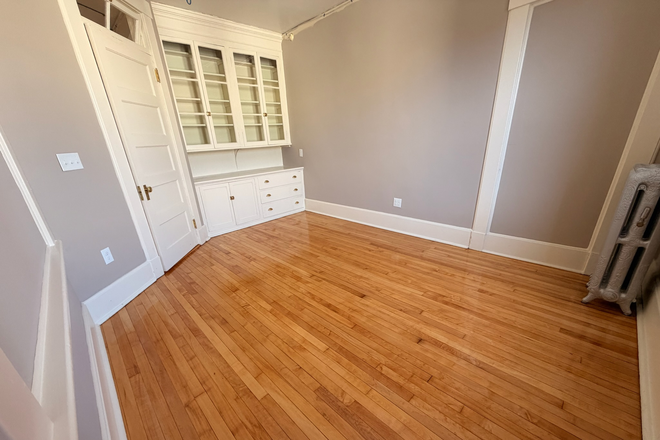 bedroom - Newly renovated 4 bedroom in the center of amherst. Available 7/1/26 Apartments