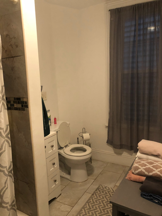 bathroom - Housing for MCPHS students Townhome