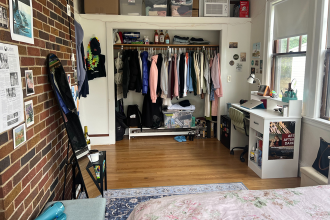 Bedroom - House close to campus