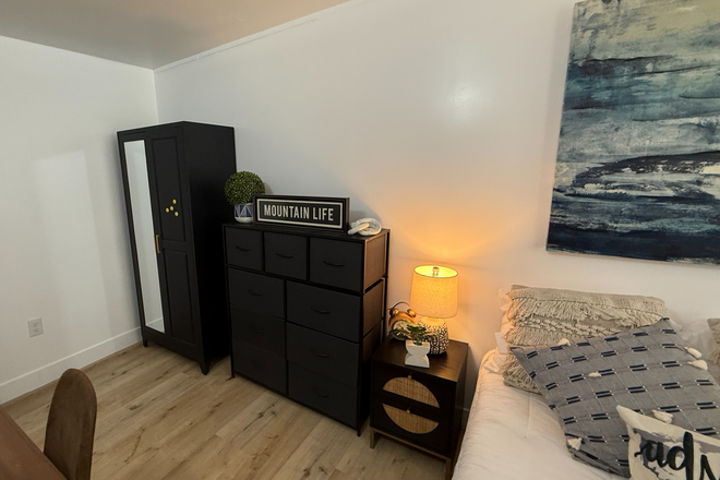 Bedroom - Contemporary Living - Prime Downtown / Furnished & Renovated Apartments