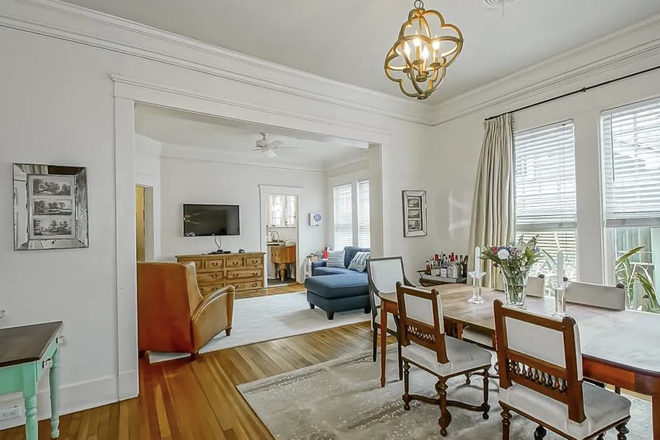 Dining Room and Living Room Upstairs - SUMMER AND/OR FALL SUBLEASE AVAILABLE MINUTES AWAY FROM TULANE'S CAMPUS Duplex