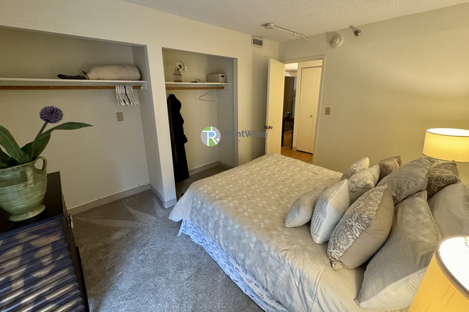 . - NOW–SEP 2026 | Back Bay | 1–3BR | No Fee | Luxury Living on Huntington Ave Apartments