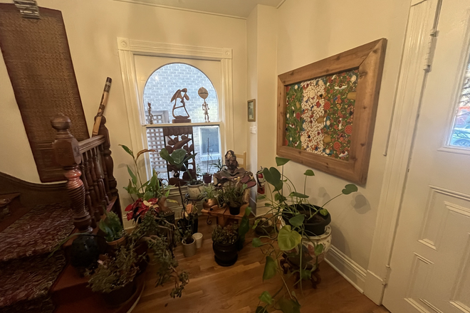 Entry - Spacious & Sunny + Furnished 1BR |  Covered parking | Congress Park | 5 min walk to Cheesman Condo