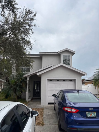 Front exterior - East Orlando House - Private Bedroom