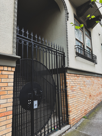 Photo - One Apt Left 3bed2bath Across the Street From Malloy Hall The All USF Student Building