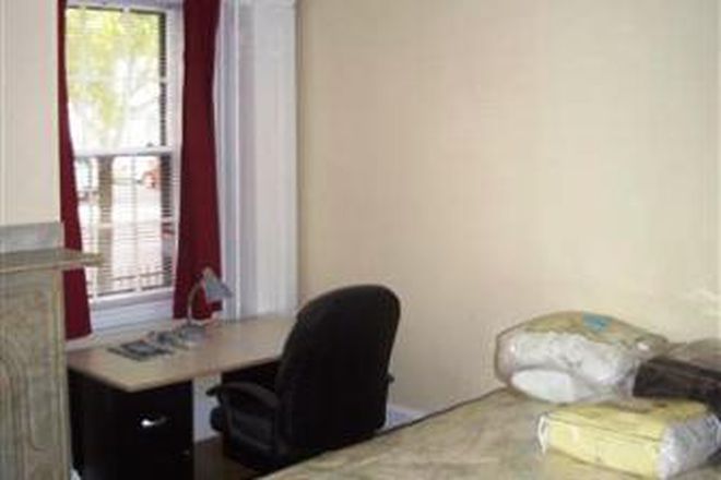 bedroom - 27 William Street Apartments