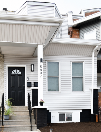 Exterior - The Boho Spruce Suite - Near Hospitals & Center City Duplex