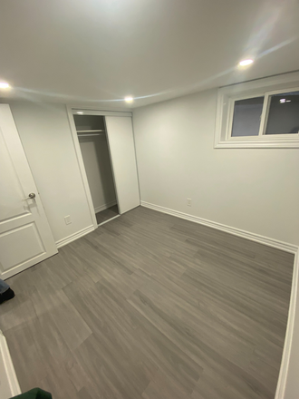 Bedroom 2 - 2 Bedrooms in Annex House with Laundry, Female Only