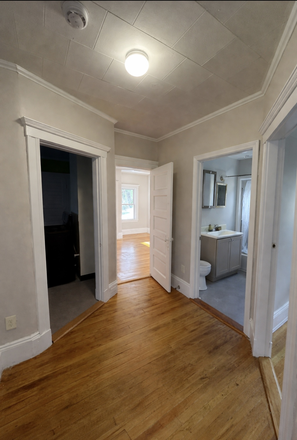 Walkway - $4,000 / 4BR – Spacious 2nd Floor Apt Near Tufts | Walk to Green Line, Whole Foods & Stop & Sh