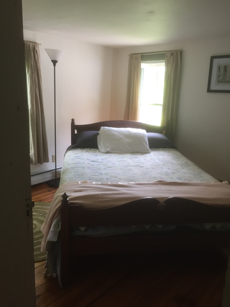Bedroom - Quaint 1915 Farmhouse.  Unfurnished 3 or 4 bedrooms, workshop/office, 2 baths. Close to bus route.