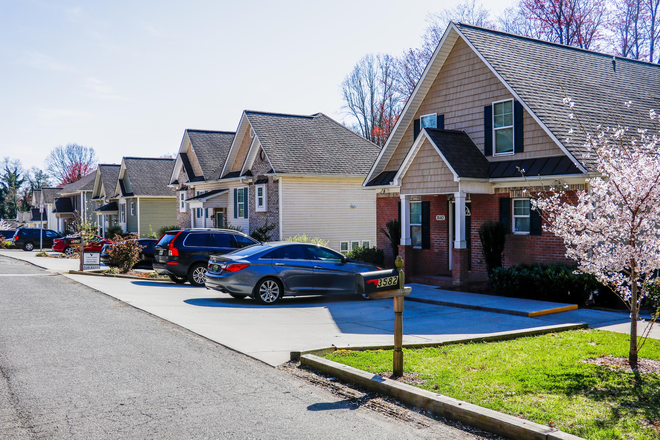 Street View - Victory Villges House