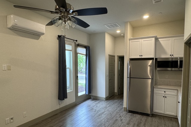 Kitchenette / living room - Attached separate ADU with 1 bedroom / 1 bathroom