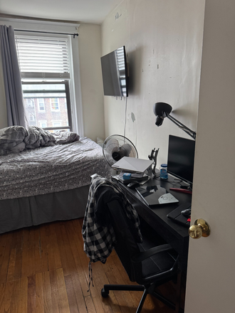 Bedroom - Fenway Apartment. Available room Jan-Aug! Flexible dates! Perfect for college students
