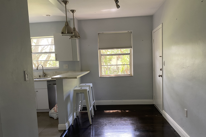 Dinning - Pathways Condominium