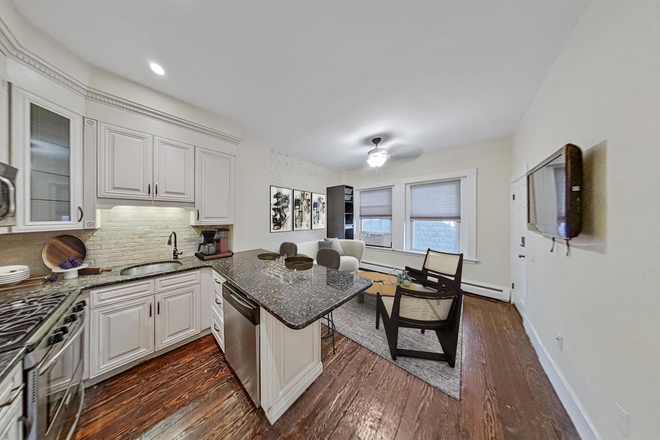 Call NOW for showings! 617-236-8550 - CARMEL ST - *1/2 FEE! 9/1/2025* LRG & RENOVATED 2BR/1BA ON MISSION HILL BY CAMPUS W/ LNDRY IN BLDNG! Apartments