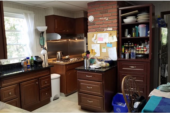 kitchen - 3 Bedroom Tesla Ave.   Available 6/1/26 Duplex