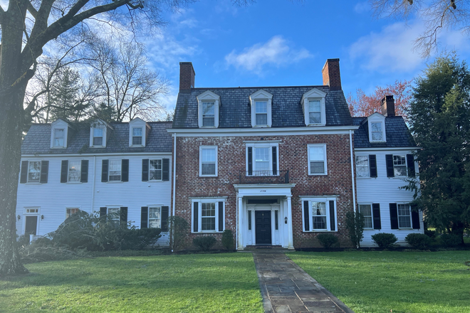 90 Westcott Rd House View - Furnished room in 3BR apt for PU affiliate only-Westcott Rd-Princeton