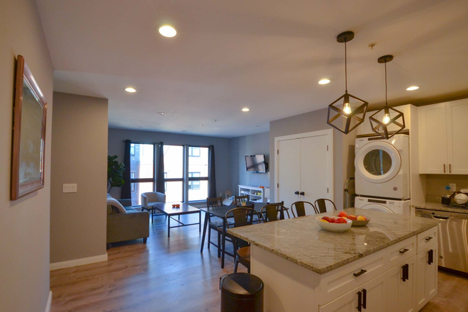 Kitchen and dining/living room - 3 bed/2 bath at 21 Euclid Ave Apartments