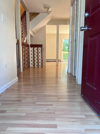 Livingroom hallway - Townhouse For Rent