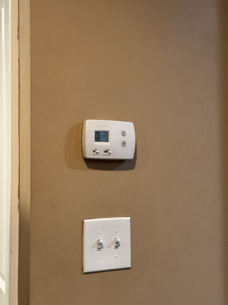 AC - Fully Furnished Apartment Close to Campus – Convenient & Move-in Ready (SUBLETTING FOR SUMMER 2026)