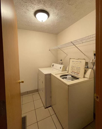 Laundry Room - 3 Bedroom, 2 Bath Home Away from Campus