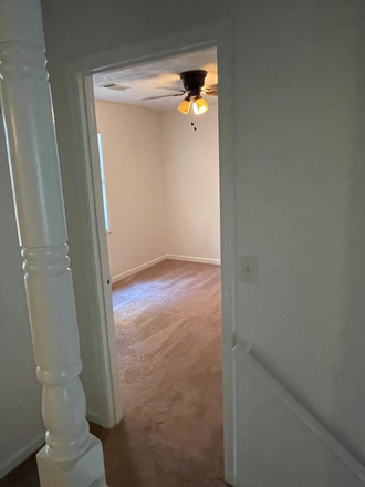 $795/month - Meadowlark Lane - 11 minutes to main KSU campus